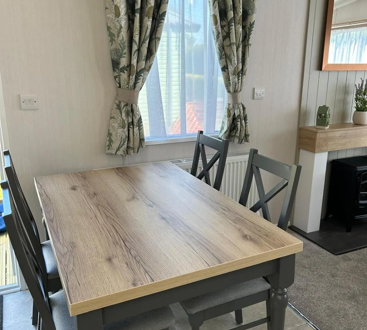 Provence Holiday Home By The River Nidd 8 내어스버러 0*,  영국